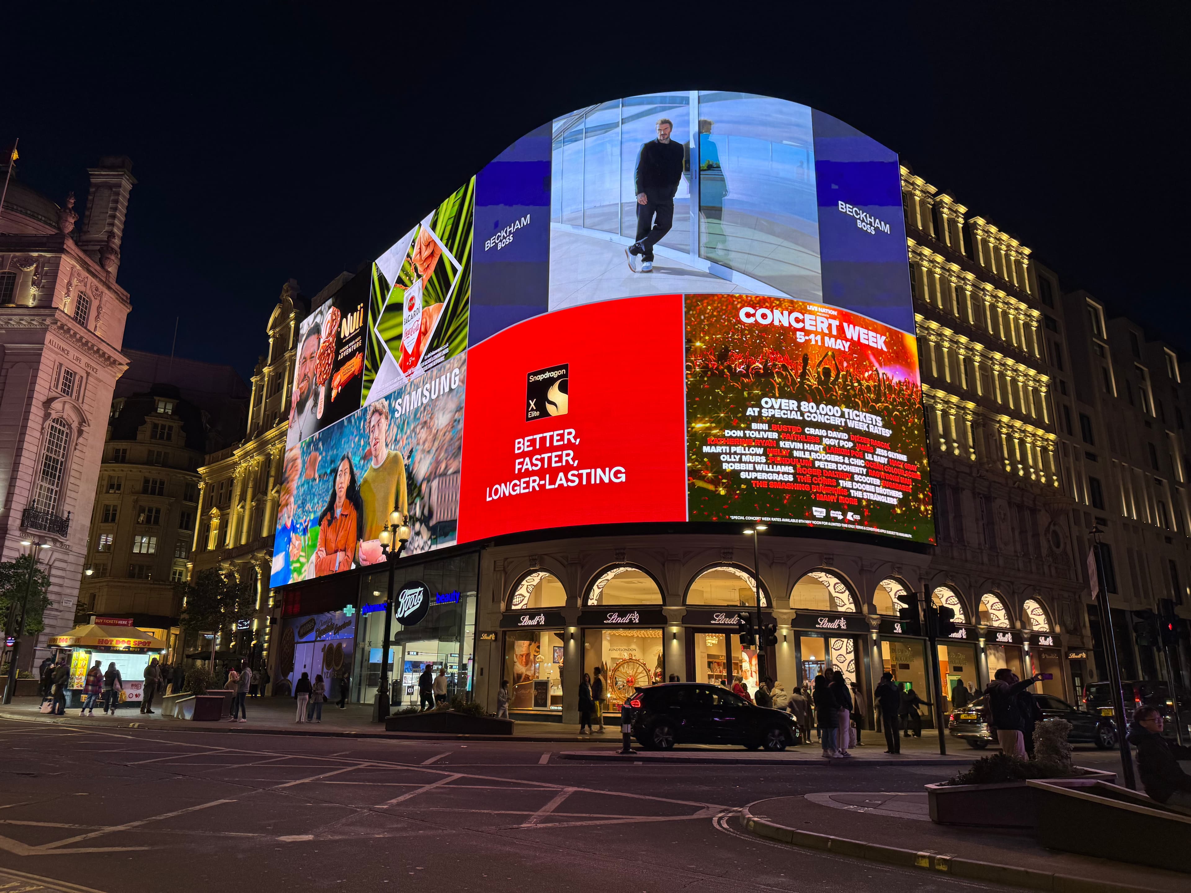 /londres/londres-jour-4-piccadilly-circus.jpeg